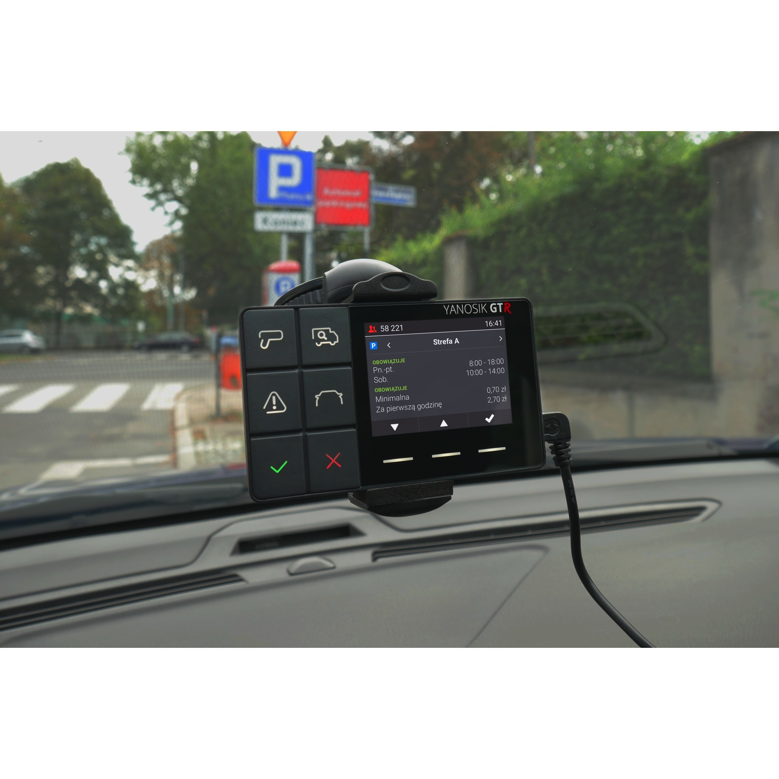 Yanosik GTR z rocznym abonamentem – zdjęcie 6 Yanosik GTR z rocznym abonamentem – zdjęcie 6