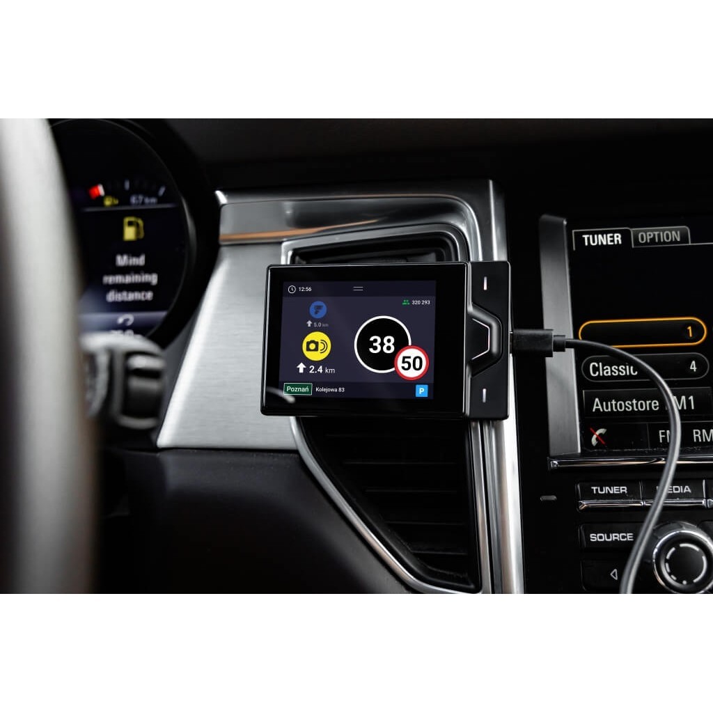 Yanosik RS z rocznym abonamentem – zdjęcie 2 Yanosik RS z rocznym abonamentem – zdjęcie 2