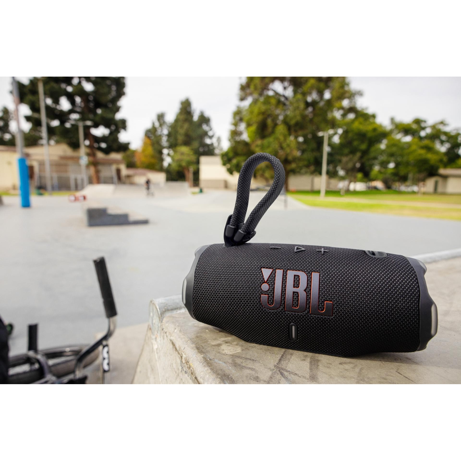 JBL Charge 6 – zdjęcie 16